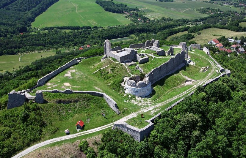 Branč Castle Ruins, Podbranč, Slovakia, Slovakia